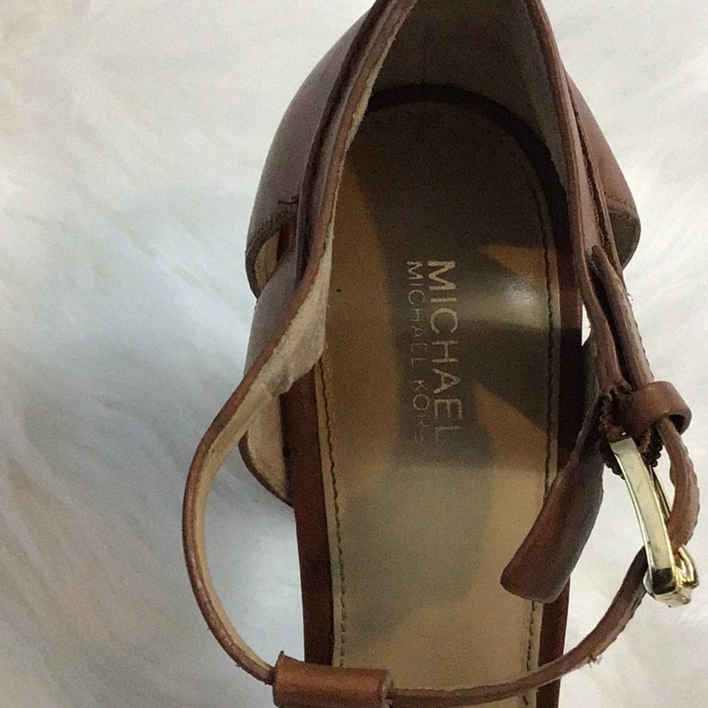 Michael Kors Beatrice Leather Platform Sandal🛍 - Picture 6 of 6